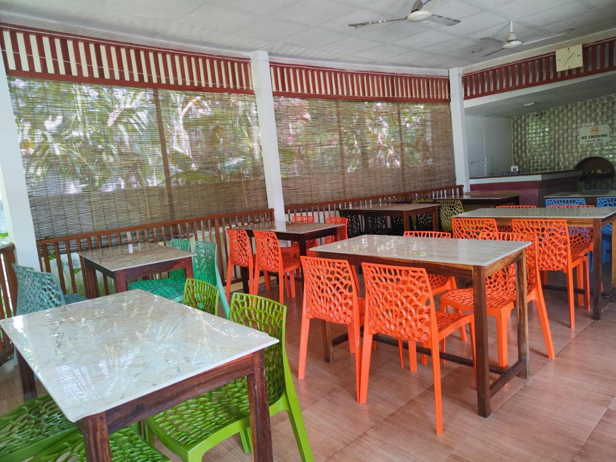 Hotel Highness Sea Rock Sitapur 外观 照片